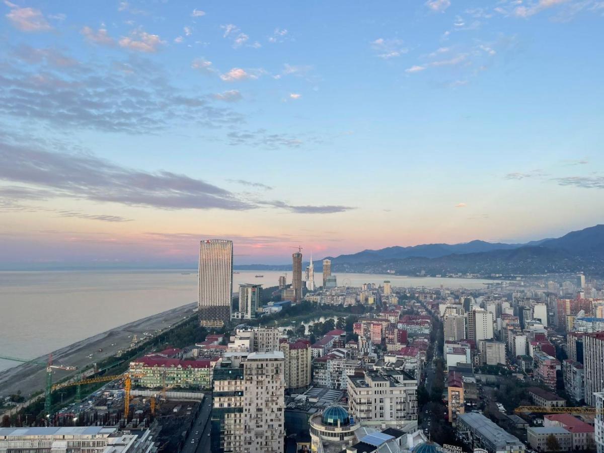 Black Sea Batumi Hotel Orbi City ภายนอก รูปภาพ