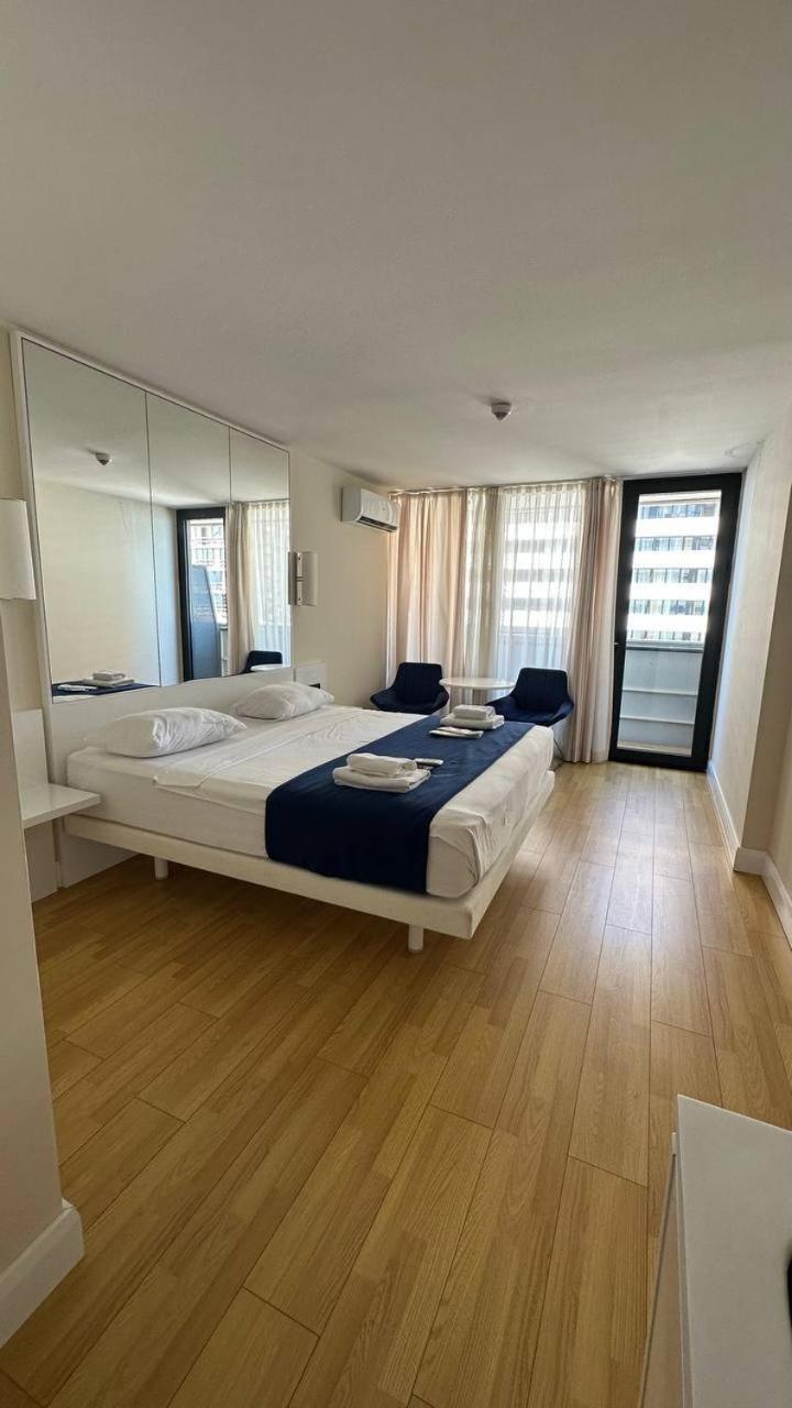 Black Sea Batumi Hotel Orbi City ภายนอก รูปภาพ