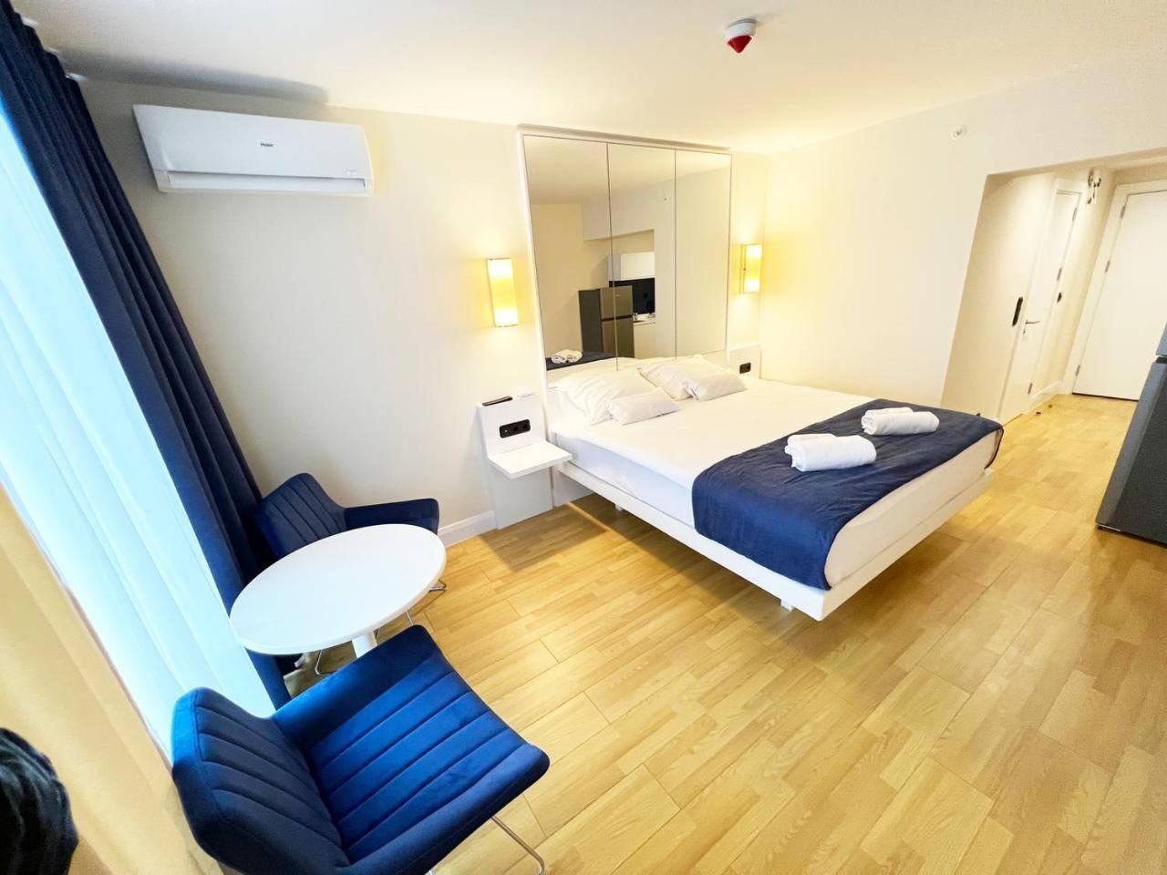 Black Sea Batumi Hotel Orbi City ภายนอก รูปภาพ